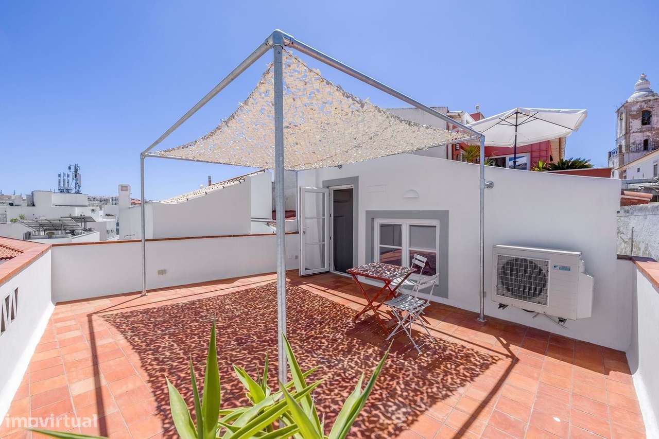 MORADIA EM BANDA COM VISTA PARA O MAR PARA VENDA NO CENTRO HISTÓRICO D - Grande imagem: 5/38