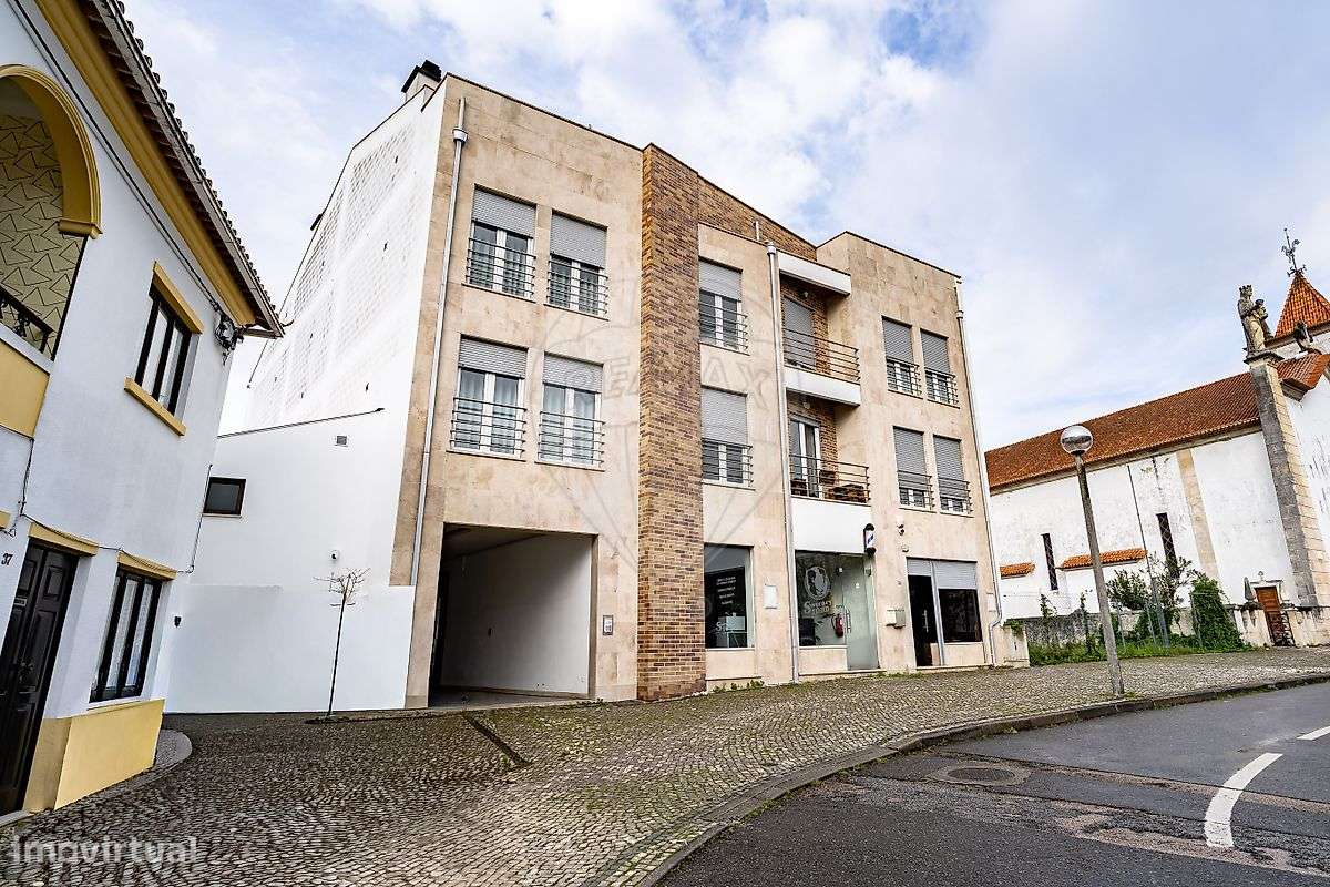 Loja  para arrendamento - Grande imagem: 2/16