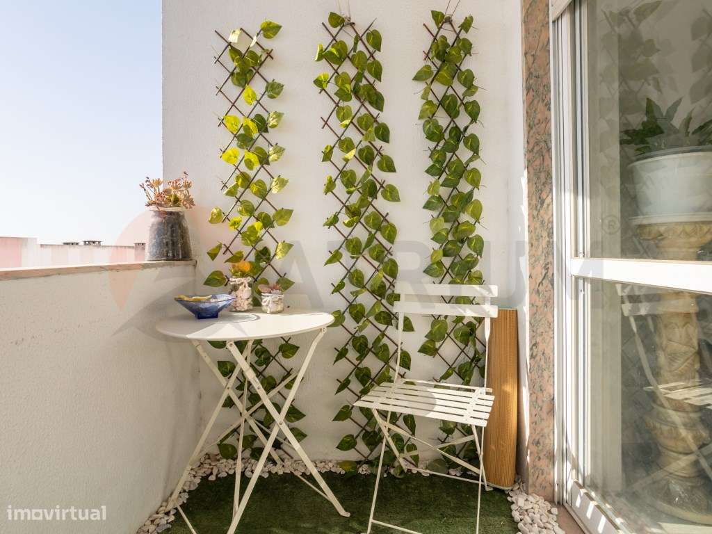 Apartamento T2 - Setúbal (Vale do Cobro) Remodelado com Varanda-21