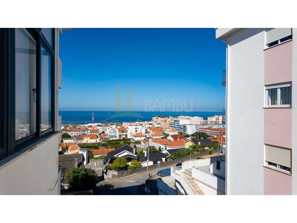 Vila Praia de Âncora: T2 com 100m2 e ampla varanda-8