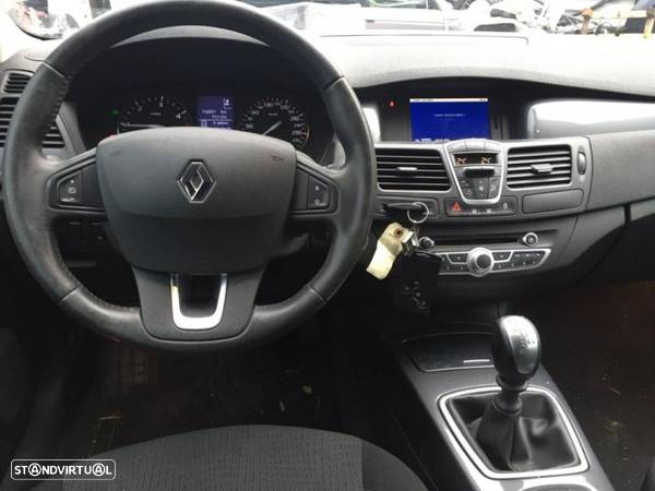 Renault Laguna III 1.5 dci 110cv de 2010 para peças - 5