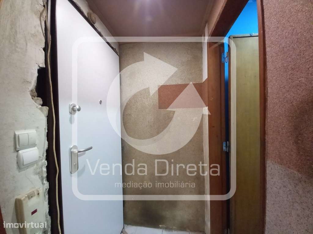 Apartamento T2 Totalmente Remodelado, localizado na Póvoa de Santo ... - Grande imagem: 5/24