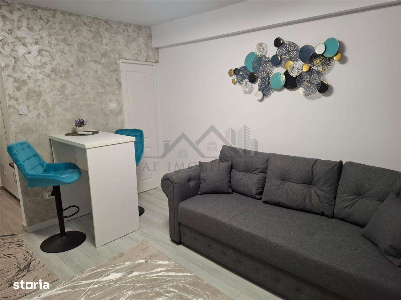 Garsoniera Nicolina - Lux - Imagine principală: 2/19