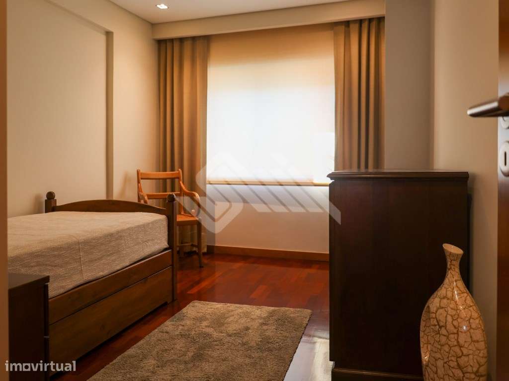 Apartamento T2+1 em Vila Nova de Gaia - Renovado e Equipado-25