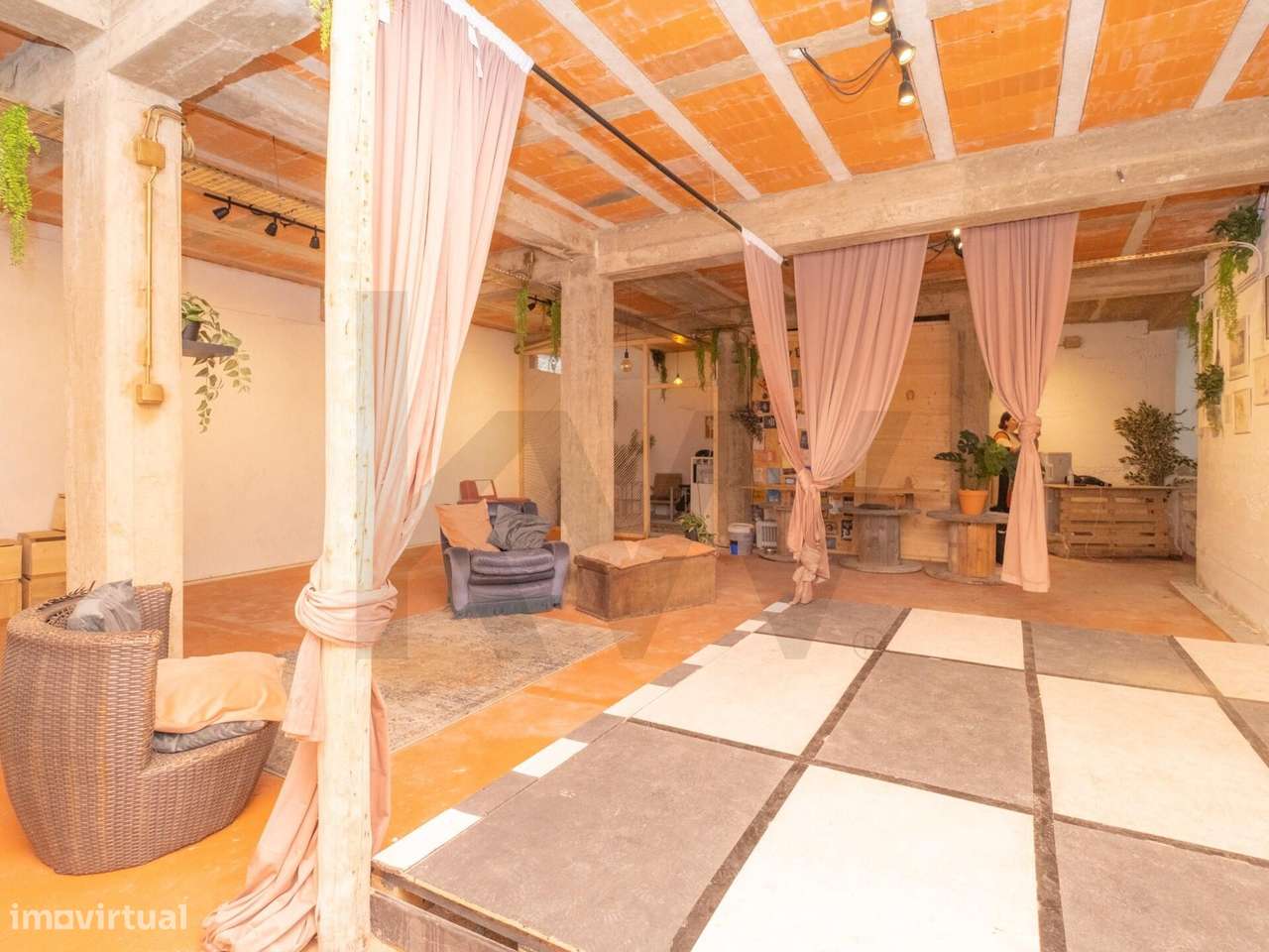 Armazém para Venda no Centro de Aljezur – 228 m2, Excelente Oportunida - Grande imagem: 4/15