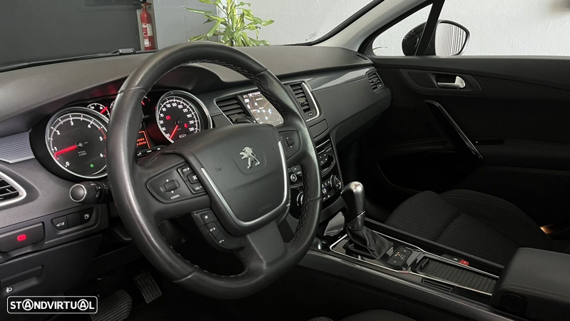 Peugeot 508 SW BlueHDi 120 EAT6 Stop&Start Allure - 17