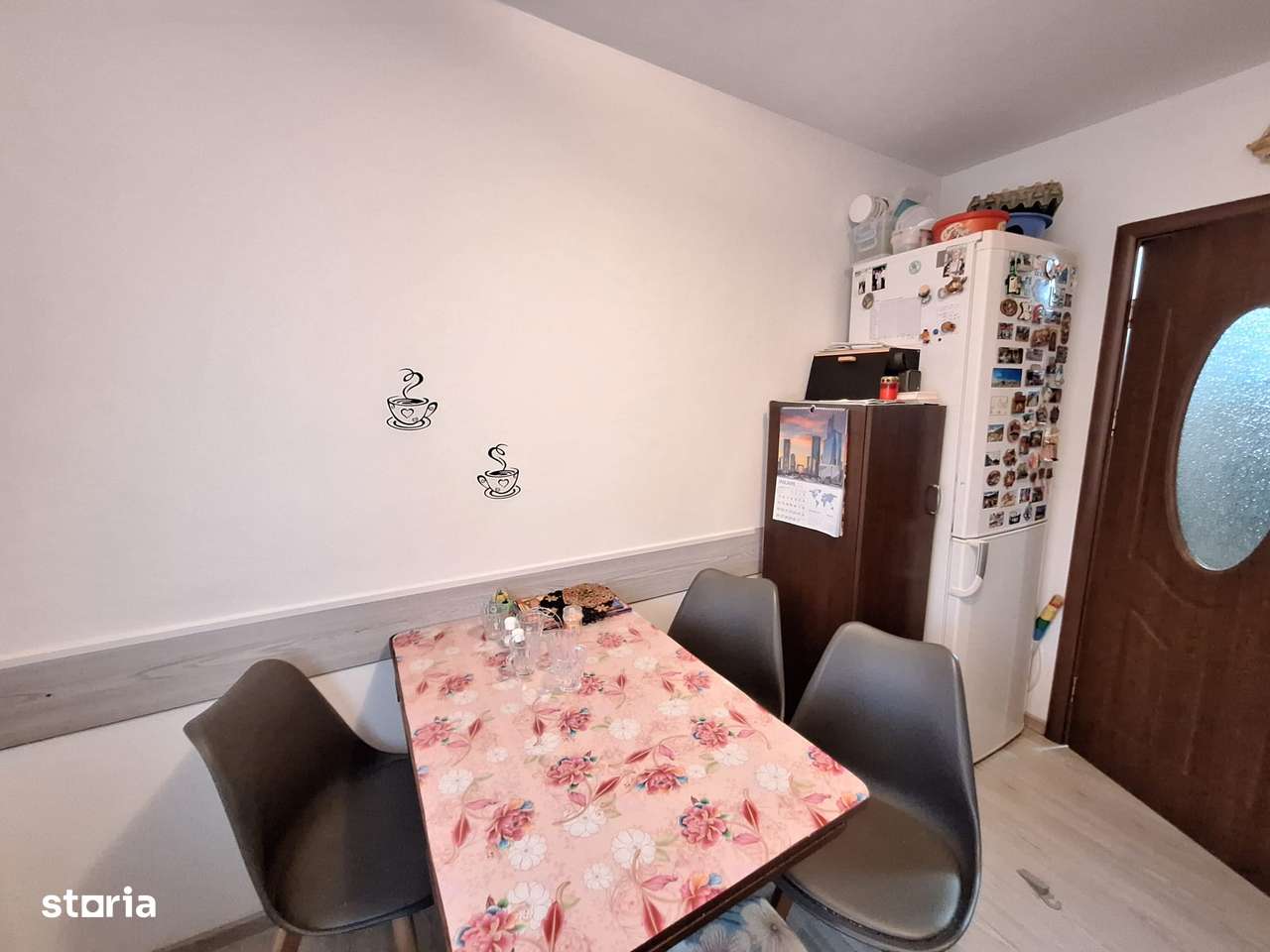 Apartament 2 camere semidecomandate etaj 2 ,URA-1
