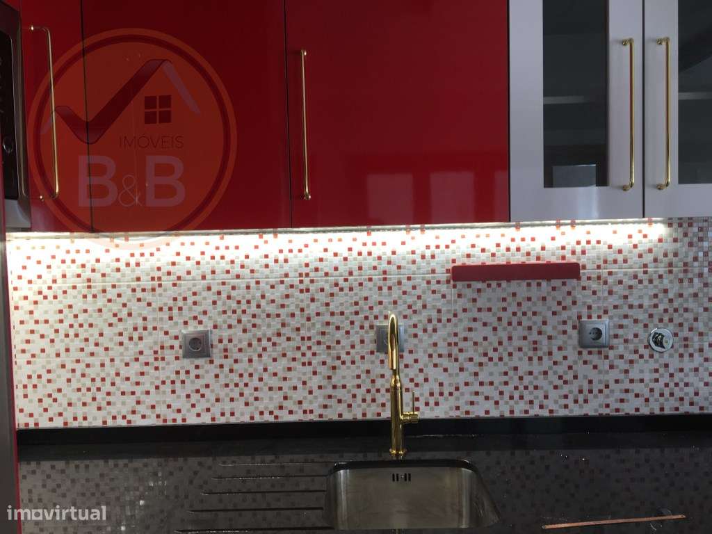 Apartamento T3 com garagem em Valbom - Grande imagem: 3/19