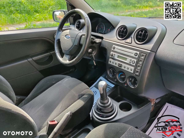 Ford Fiesta 1.4 Ghia - 35