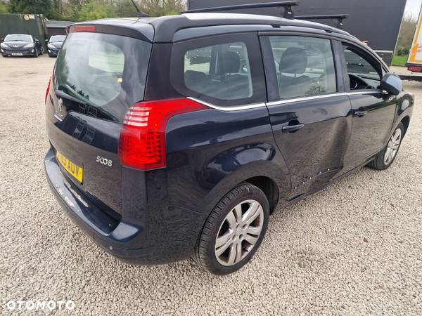 Peugeot 5008 1.6 HDi Active - 5