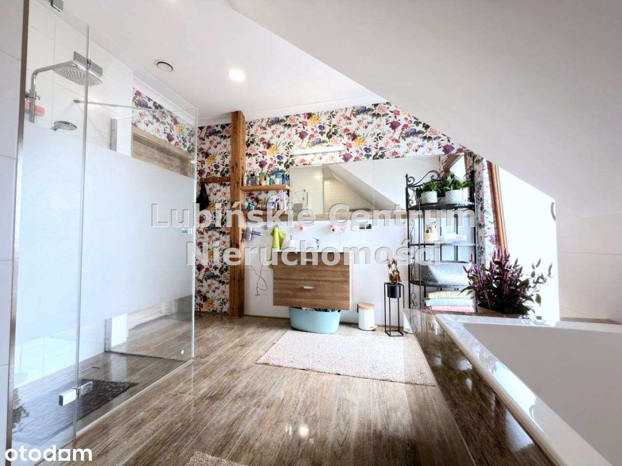 Dom W Zabudowie Szeregowej-Wykończony-Lubin Obora-5