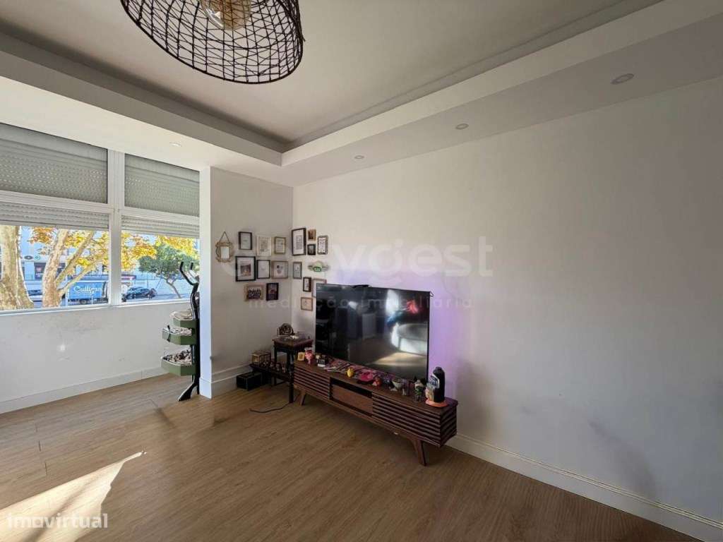 Apartamento T2 Remodelado nas Paivas - Grande imagem: 4/16