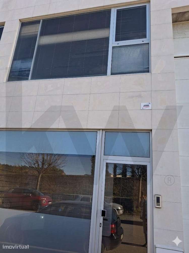 Armazém Versátil com Infraestrutura Completa e Elevada Eficiência Ener - Grande imagem: 3/29