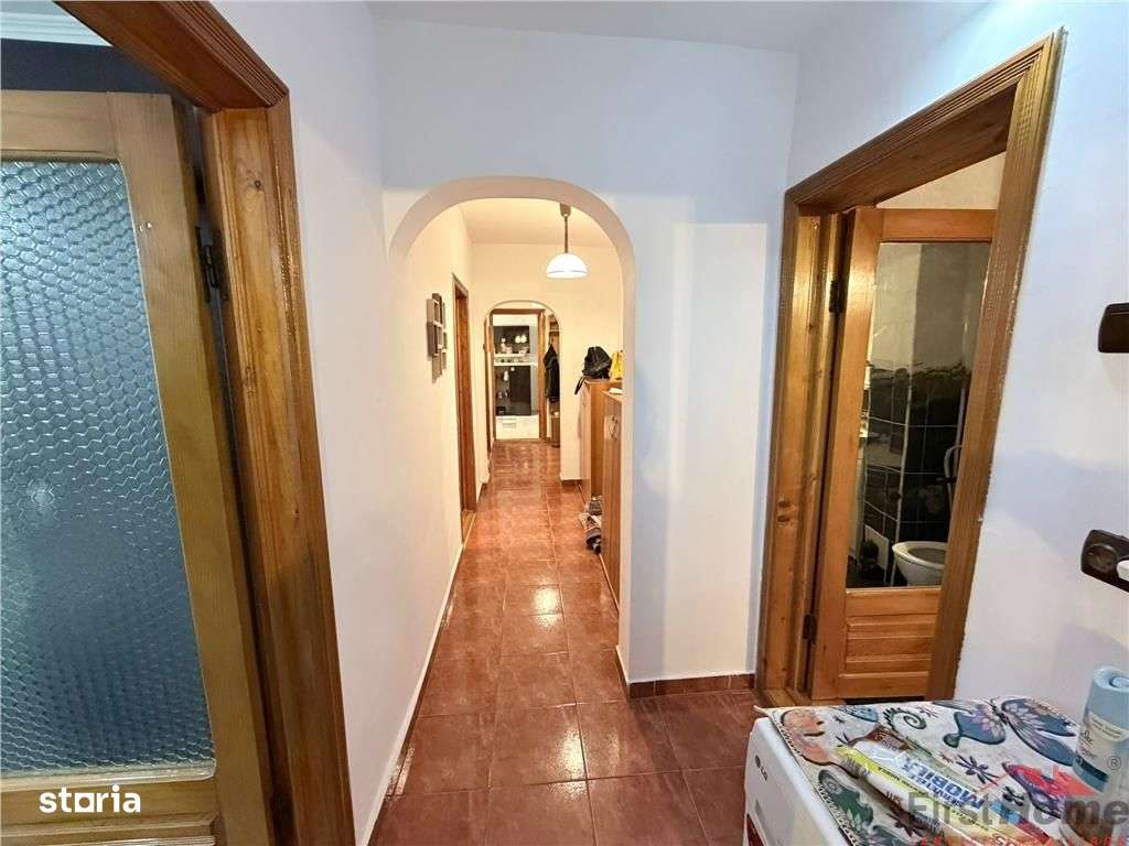 Apartament 3 camere, etaj 7\/8, zona ultracentrala, 72mp, mobilat par-12