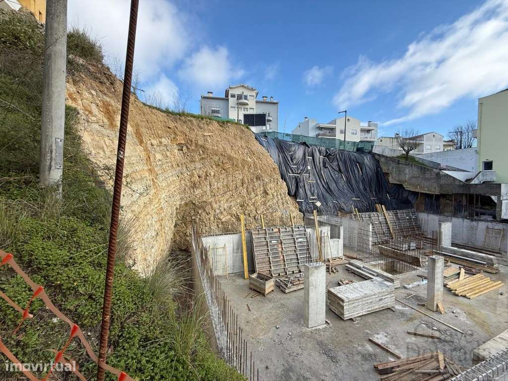 NOVO - Apartamento T1 com garagem e terraço - Grande imagem: 5/14