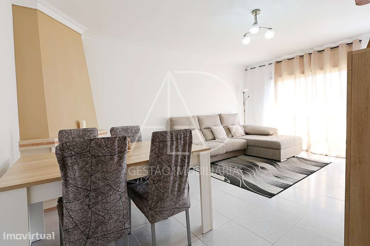 APARTAMENTO T2 REMODELADO-6