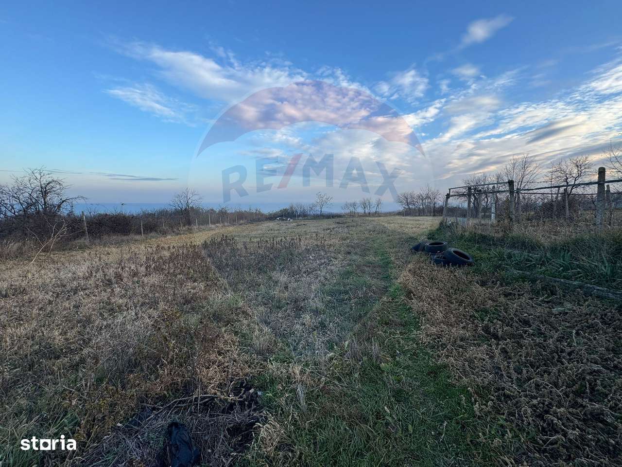 Teren 2636 mp în  Pădureni /Jariștea - Imagine principală: 3/5