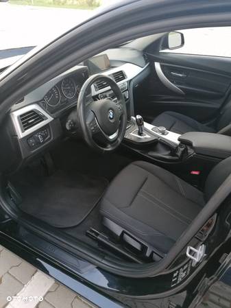 BMW Seria 3 318i Advantage - 17