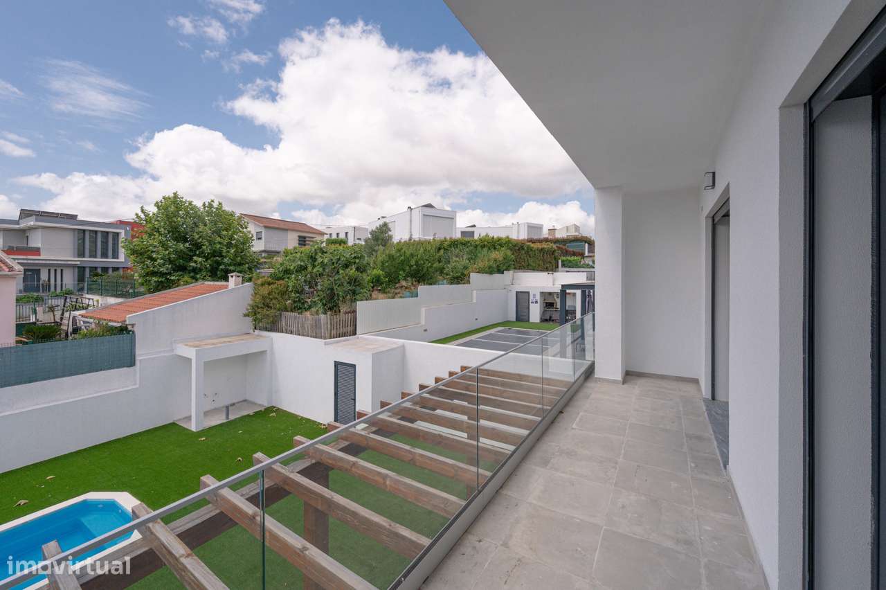 Moradia independente T4+1 nova c/piscina a 20 minutos Lisboa-37
