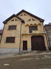 Vila S+P+E+P + Garaj + Casa de vara, Poiana Sibiului, Garaj |VIDEO