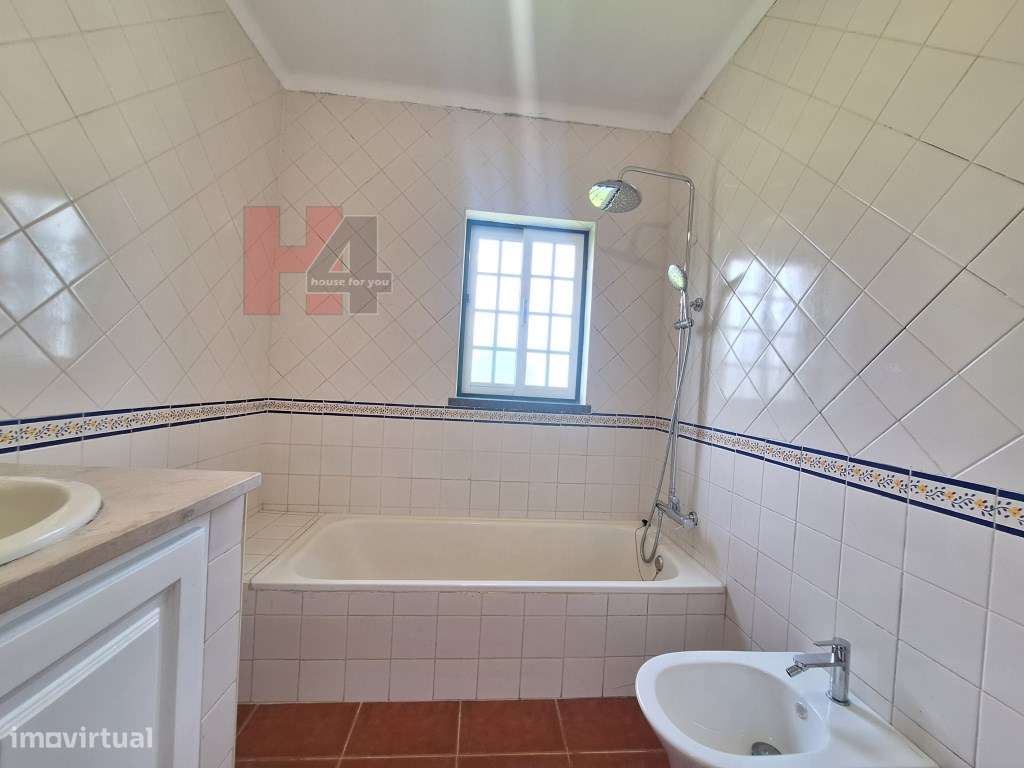 Moradia térrea V3 com piscina em Salvaterra de Magos, terreno 1.191m2-23