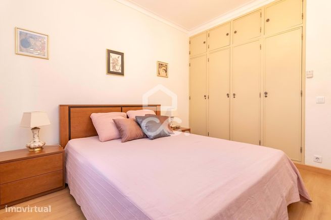 Moradia Isolada T8 em terreno de 1000 m2 em Belverde-39
