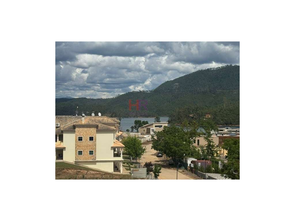 Moradia geminada nova em Águas Belas, Ferreira do Zêzere, com 3 qua...-50