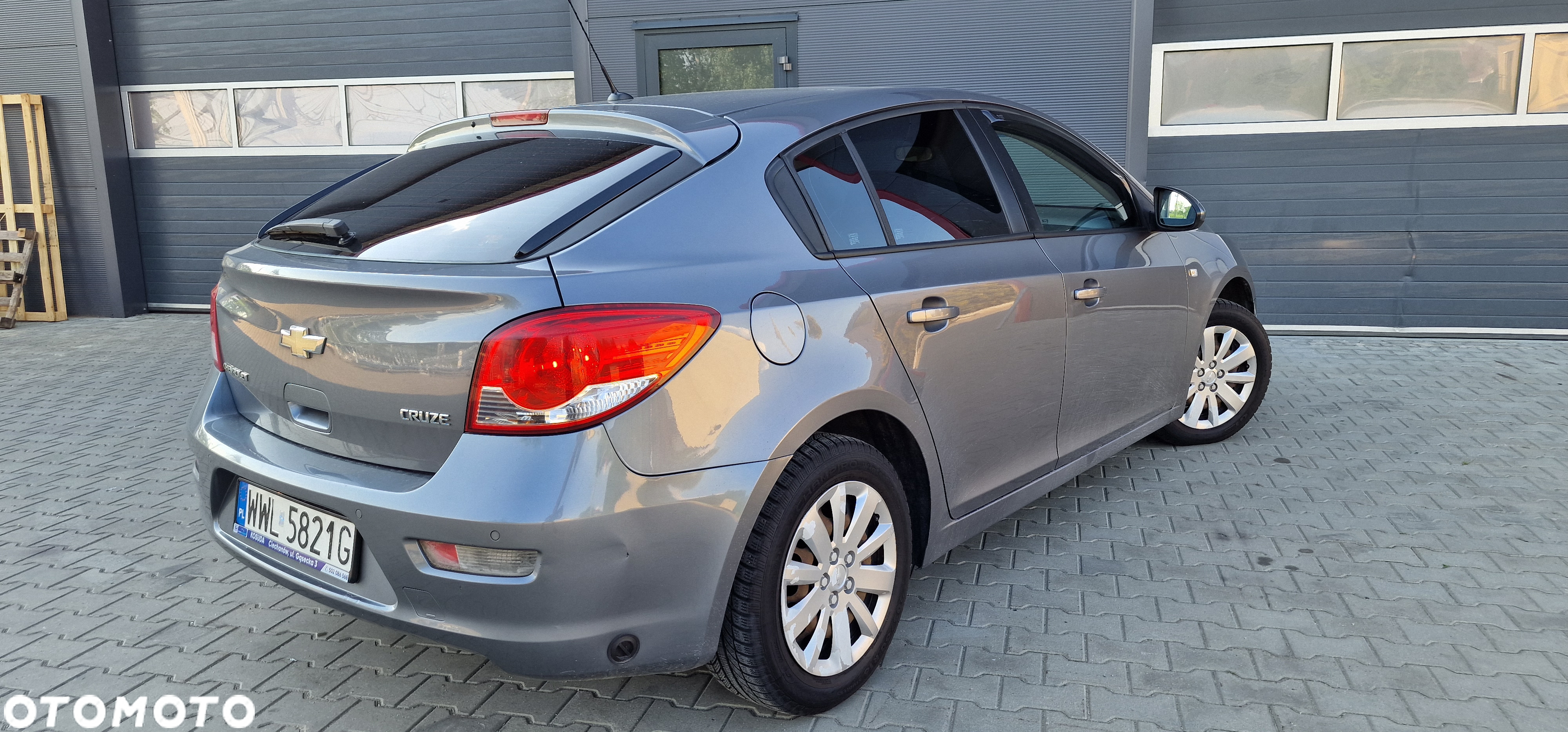 Chevrolet Cruze 1.8 LT - 8