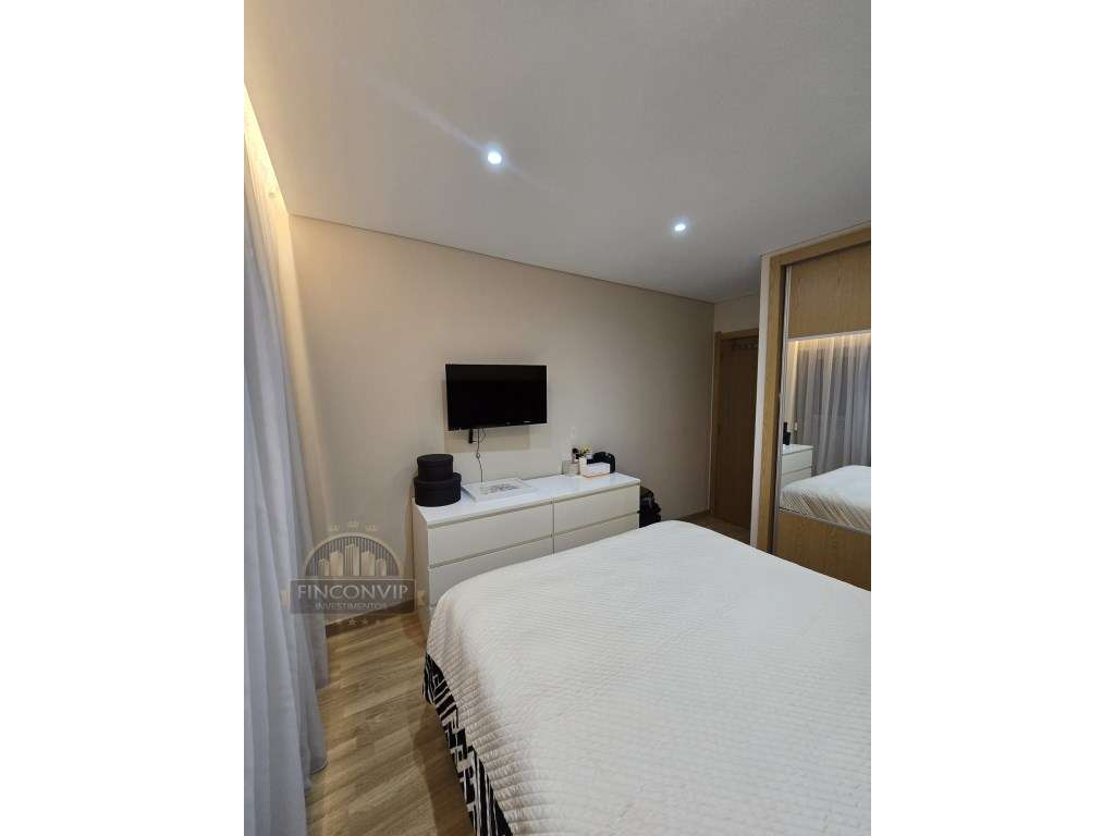 Apartamento T2 em Cascais
* Zona Fontainhas-34