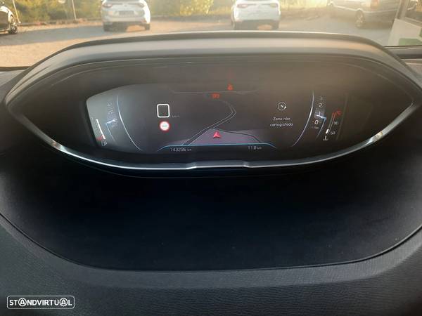 Peugeot 3008 1.6 BlueHDi Active - 12