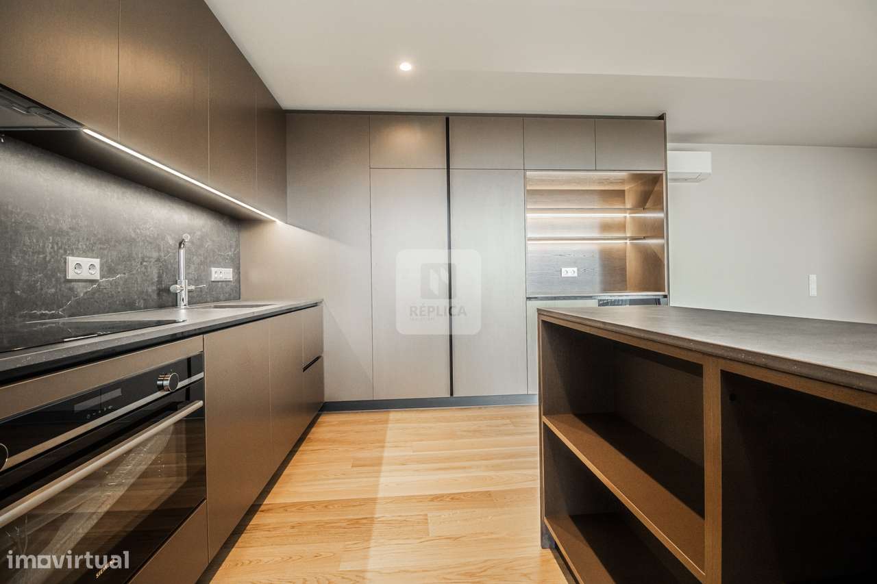 Apartamento T4 Duplex aos Jardins da Arrábida - Grande imagem: 3/38