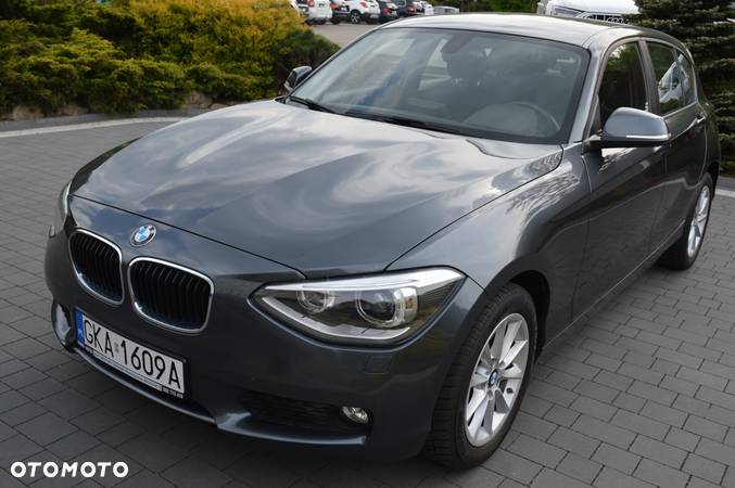 BMW Seria 1 116i Sport Line - 2