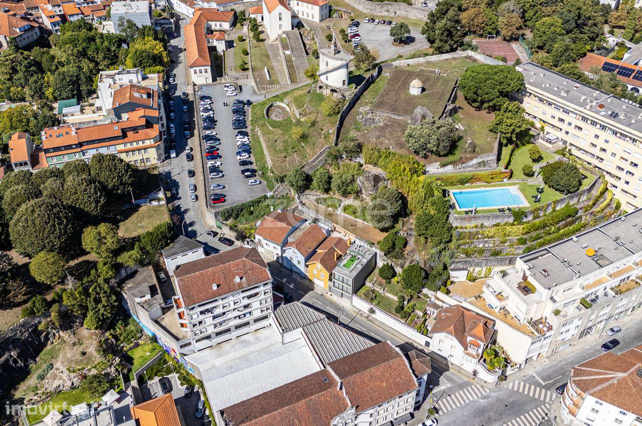 Moradia individual T3 com Terraço Panorâmico em São Vicente, Braga - Grande imagem: 4/51