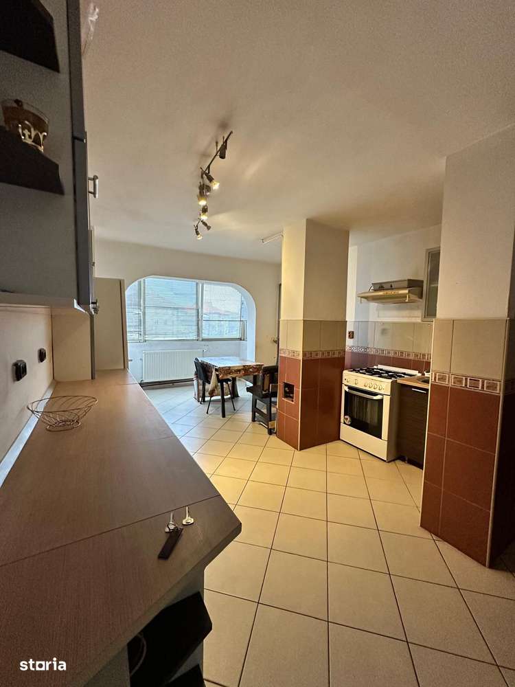 CI610 Lunei,2 camere,Et.3,centrala-2