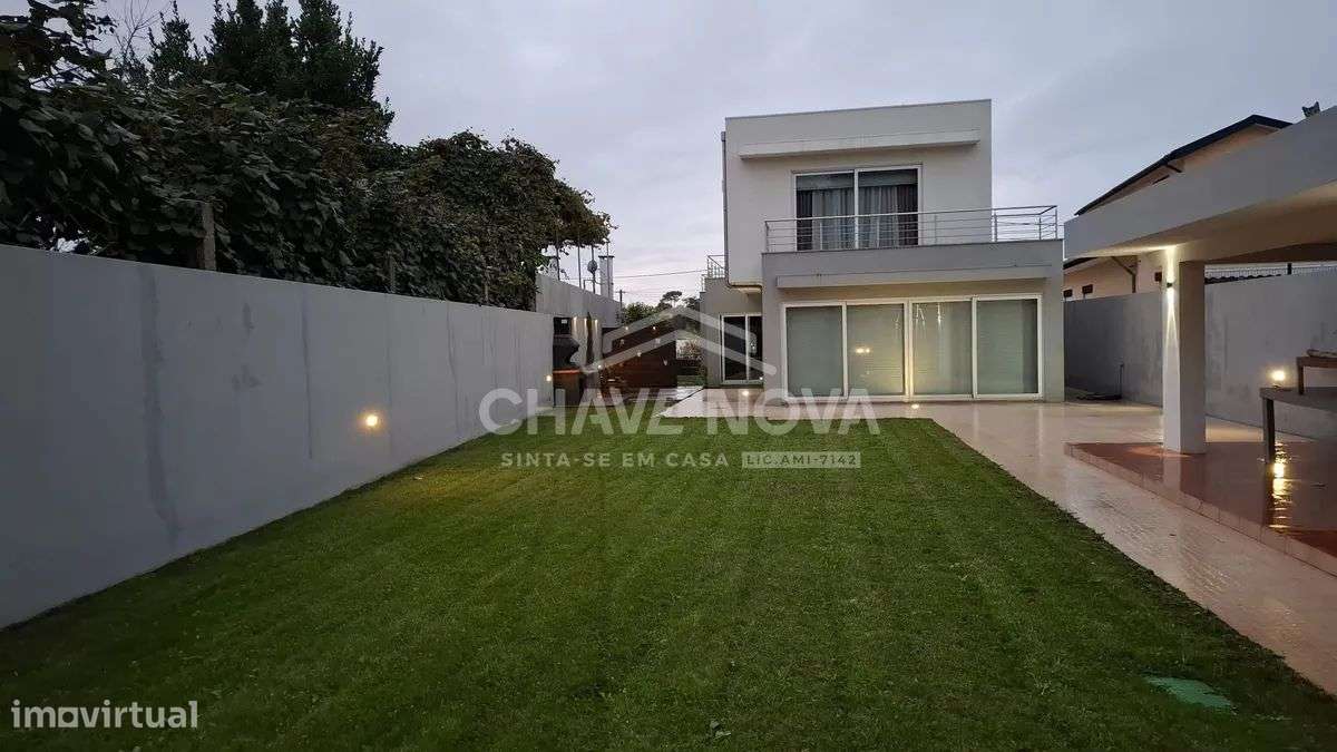 Moradia isolada V4 em Canidelo-33