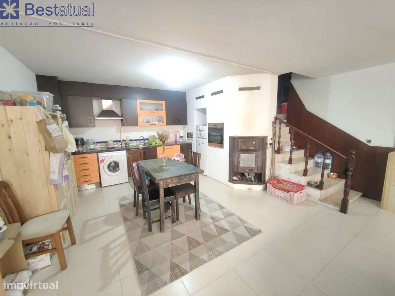 Moradia T4  C/Sótão + 1 Habitação T 3 - J/MC Donalds-44