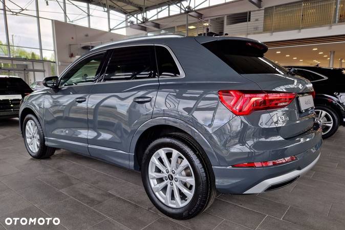 Audi Q3 - 4