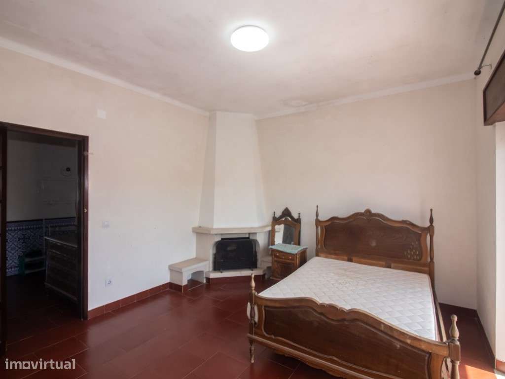 T3 para Remodelar no Centro de Samora Correia | Excelente Potencial-7