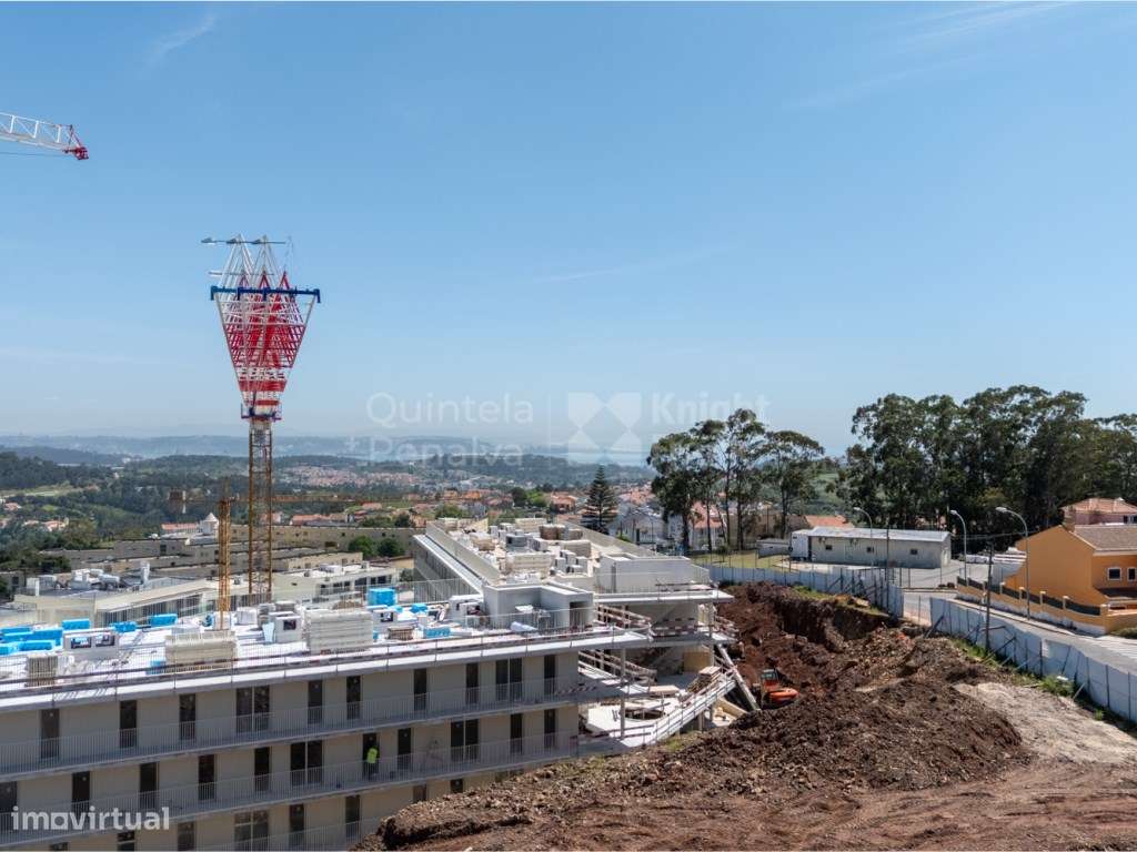 Moradia T5 com piscina e Campo de Padel em Barcarena, Oeiras-29