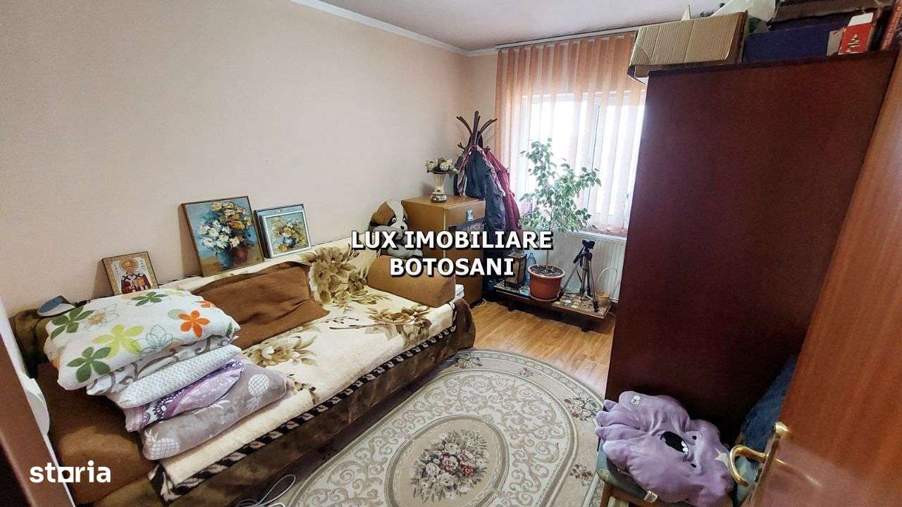 Apartament 3 camere, Donici - Imagine principală: 3/7