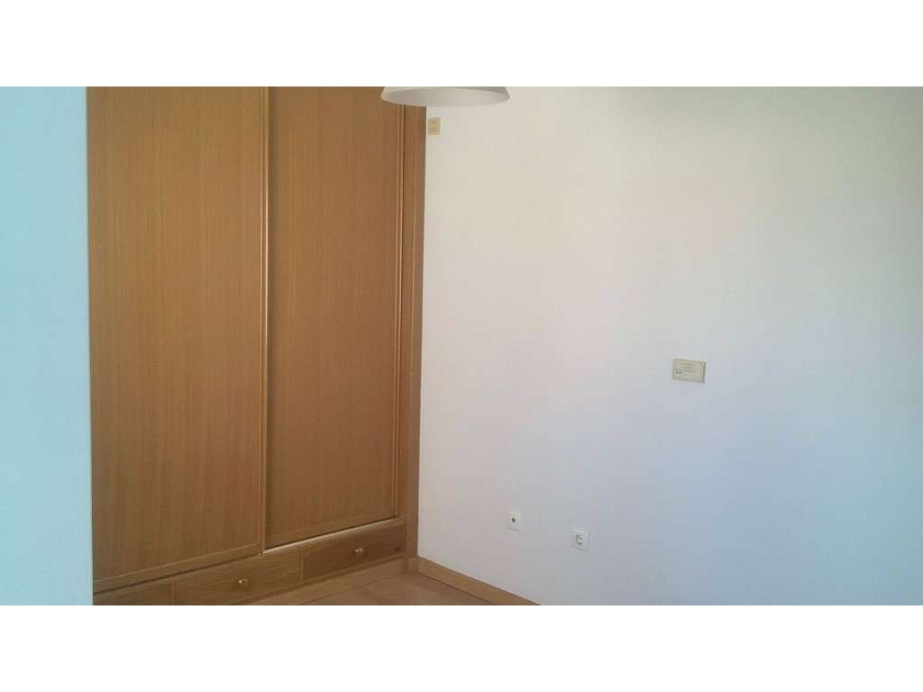 T3 Duplex com Garagem box, Terraços, Suite - Seminovo-27