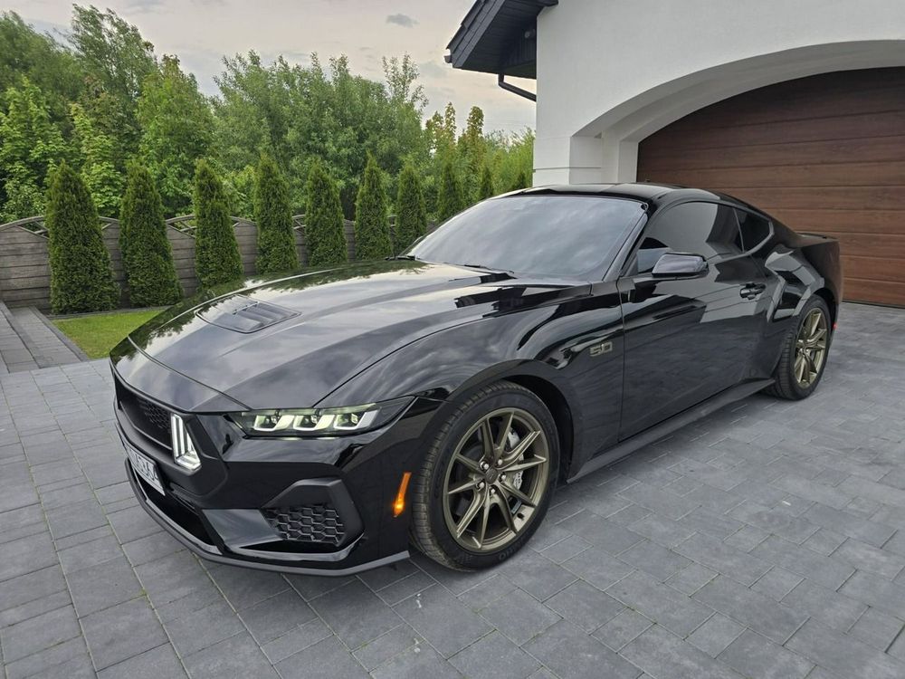Ford Mustang 2024
