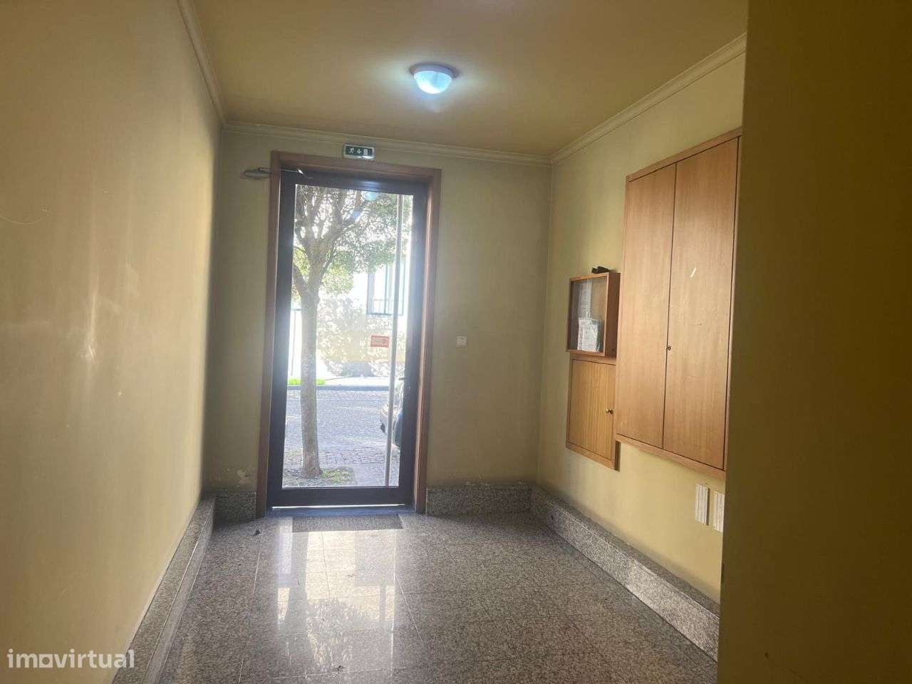 Apartamento T1 como novo, garagem fechada-19