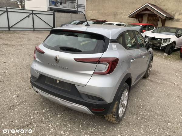 Renault Captur - 8