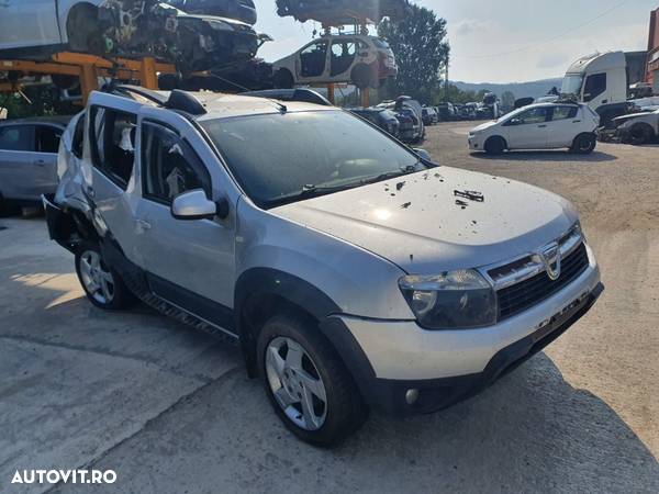 usa portiera stanga dreapta fata spate aripa fuzeta etrier  Dacia Duster 2012, motor 1.5 dci 110cp k9k.898 dezmembrez - 1