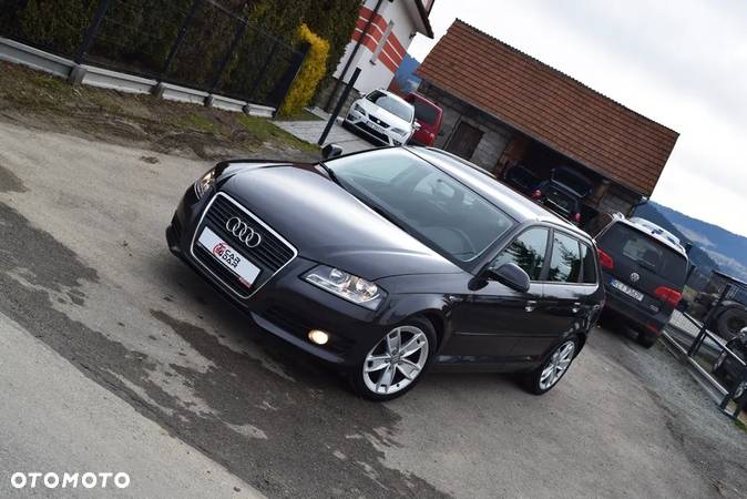 Audi A3 2.0 TDI Sportback DPF Ambiente - 10