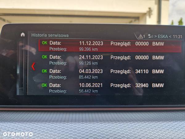 BMW Seria 5 520d xDrive Touring M Sport Edition - 12