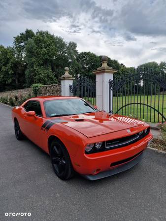 Dodge Challenger 5.7 R/T - 1