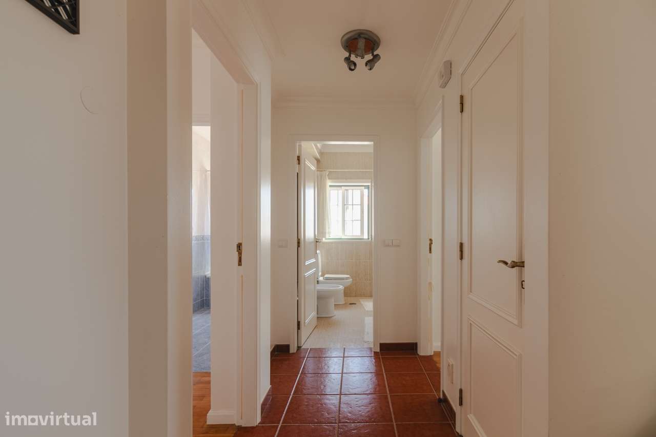 Moradia Isolada T4 / Casal de Matos / Leiria-20