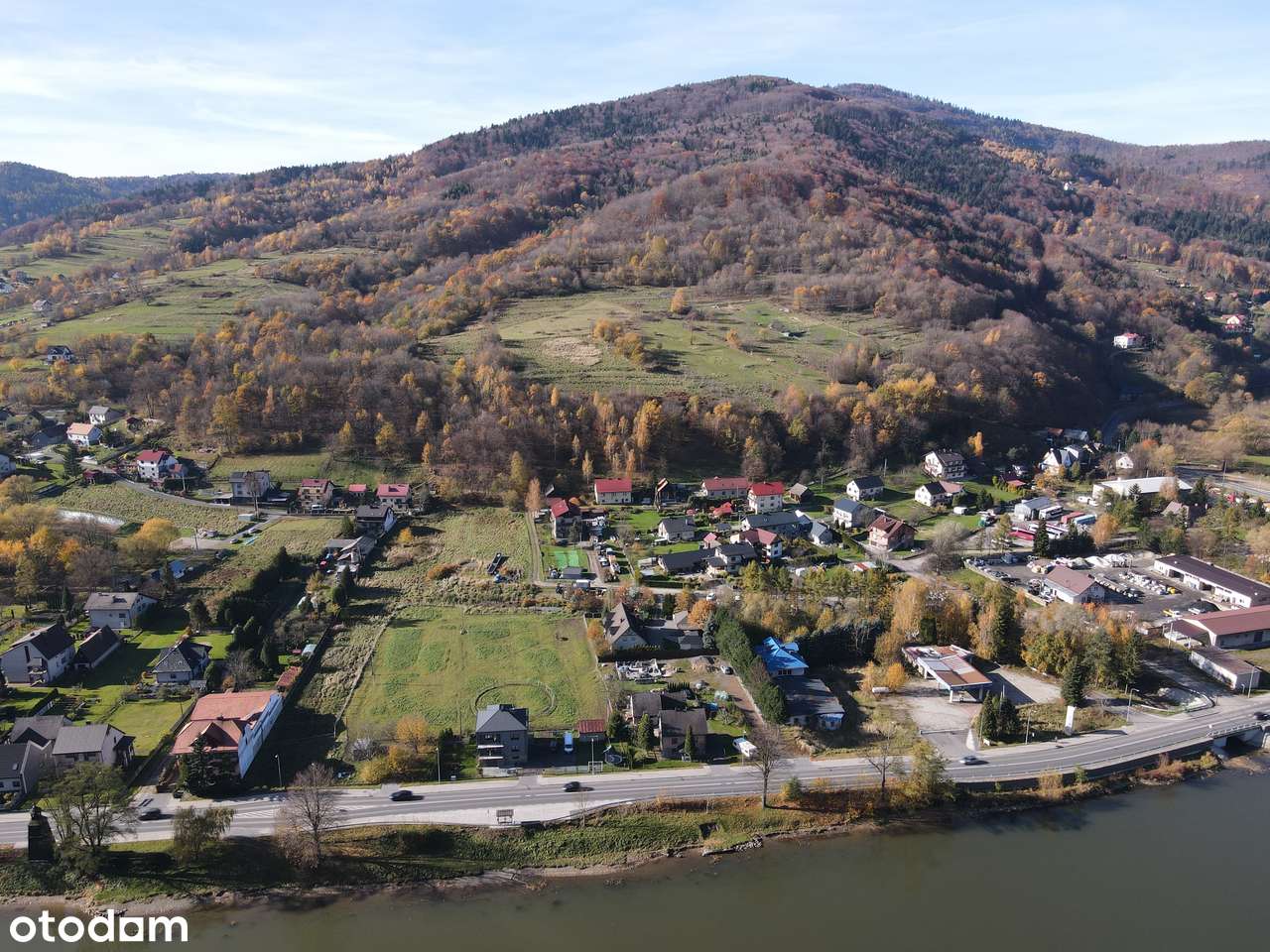 Na sprzedaż działka z rozpoczętą budową przy Jeziorze M. w Czernichów.-1